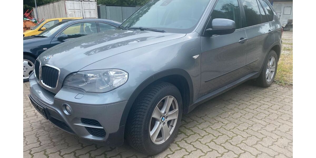 BMW X5 180.000 km 12.500 &euro; Hannover 30659