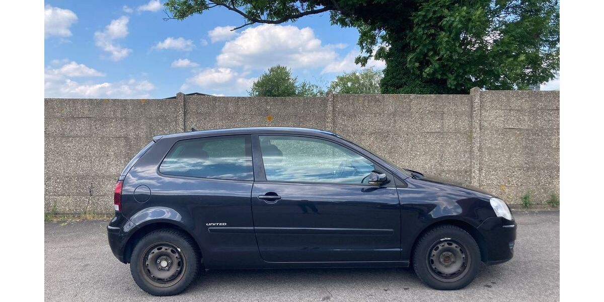 VW Polo 121.663 km 3.200 &euro; Hildesheim 31137