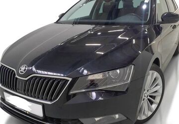 Skoda Superb 126.000 km 19.980 &euro; Giesen 31180