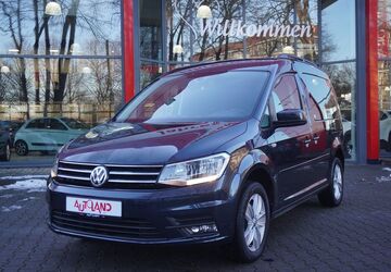 VW Caddy 136.700 km 17.990 &euro; Hannover 30179