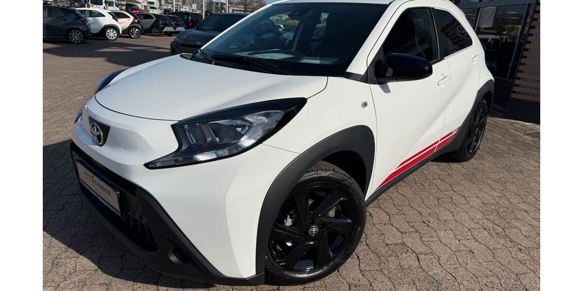 Toyota Aygo (X) 4.900 km 17.990 &euro; Hildesheim 31137