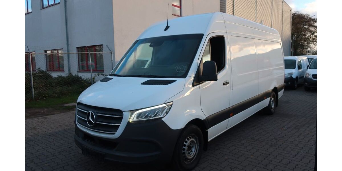 Mercedes-Benz Sprinter 556.419 km 15.900 &euro; Hannover 30179