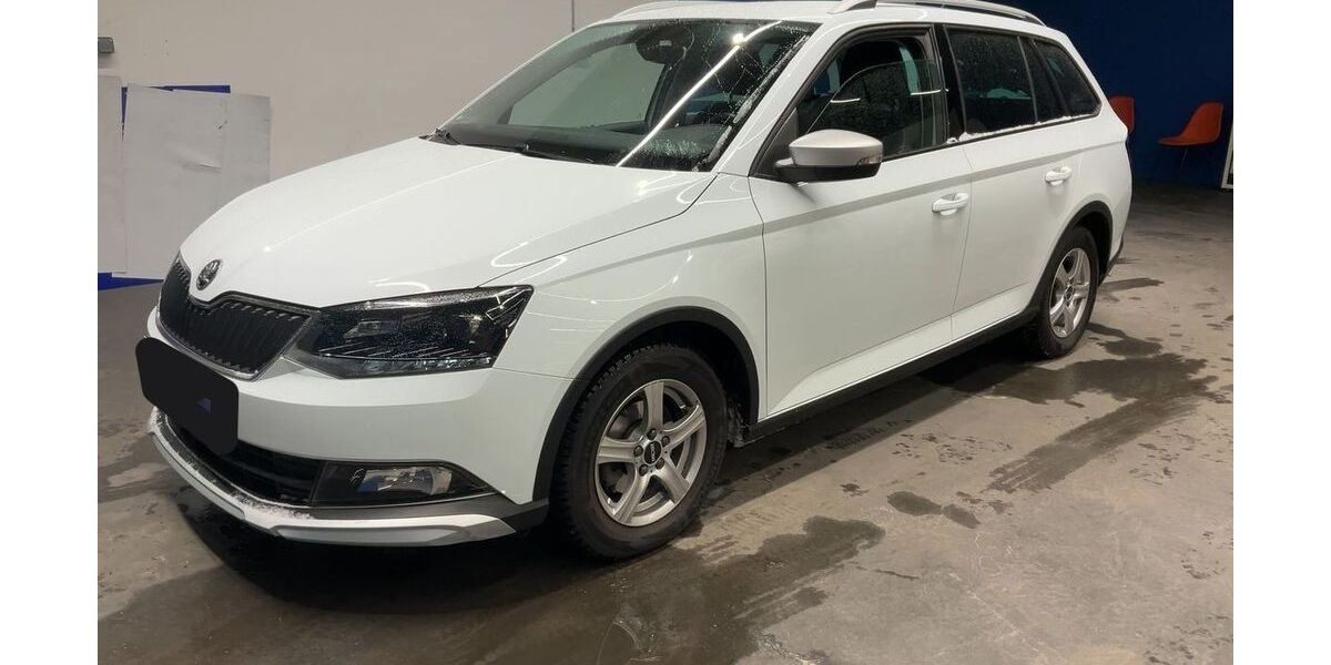 Skoda Fabia 33.020 km 11.980 &euro; Garbsen / Hannover 30827
