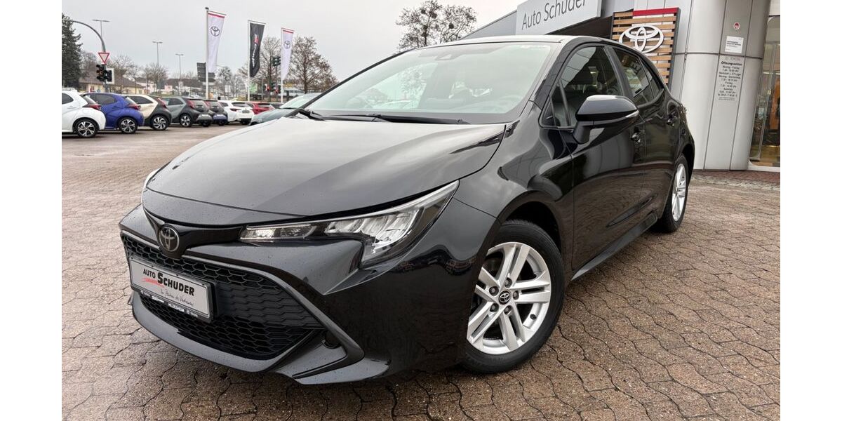 Toyota Corolla 48.800 km 16.990 &euro; Hildesheim 31137
