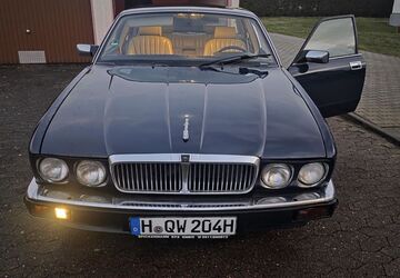 Jaguar XJ40 200.000 km 10.500 &euro; Hannover 30519