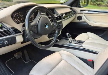 BMW X5 200.000 km 12.500 &euro; Hannover 30657