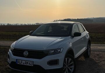 VW T-Roc 83.000 km 15.600 &euro; Elze 31008