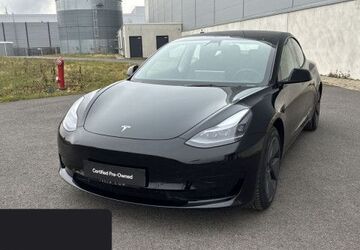 Tesla Model 3 10.772 km 28.700 &euro; Hannover 30519