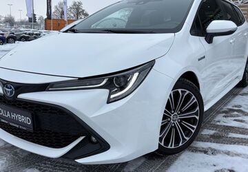 Toyota Corolla 58.900 km 22.990 &euro; Hildesheim 31137