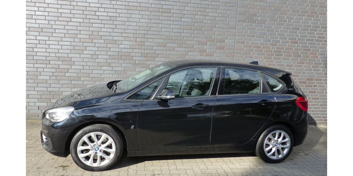 BMW 225 Active Tourer 95.000 km 13.995 &euro; Hannover 30179