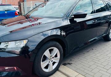 Skoda Superb 132.215 km 15.000 &euro; Hannover 30455