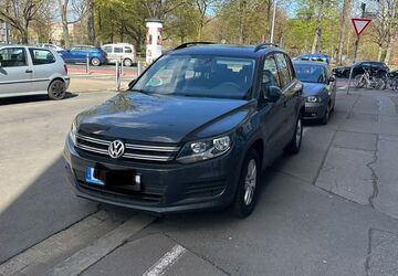 VW Tiguan 74.063 km 14.290 &euro; Hannover 30161
