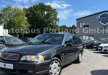 Volvo V70 267.000 km 5.999 &euro; Hannover 30629