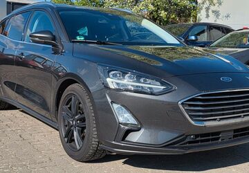 Ford Focus 111.256 km 8.900 &euro; Garbsen 30827