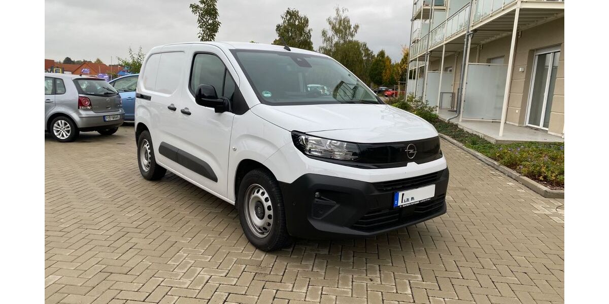 Opel Combo 33.000 km 18.990 &euro; Laatzen 30880