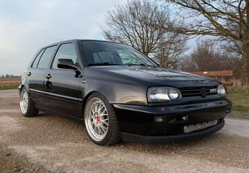 VW Golf 167.000 km 19.900 &euro; Hüpede 30982