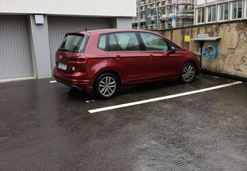 VW Golf Sportsvan 29.500 km 17.950 &euro; Hannover 30629