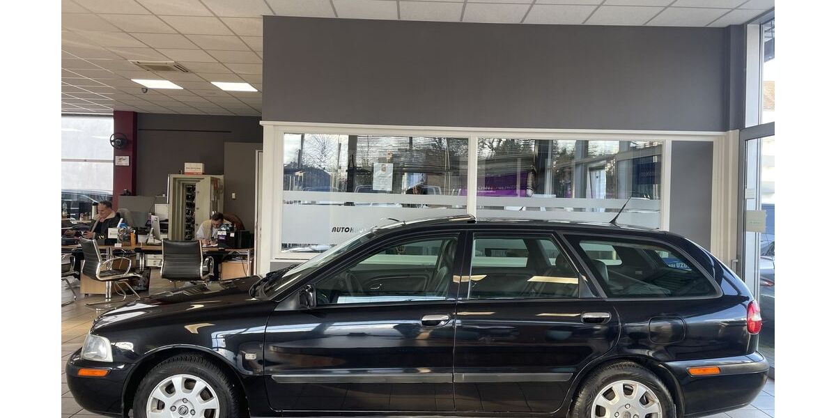 Volvo V40 199.998 km 2.990 &euro; Hannover 30419