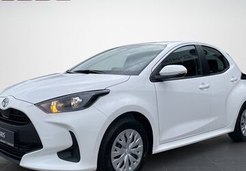 Toyota Yaris 5.500 km 24.315 &euro; Garbsen 30827