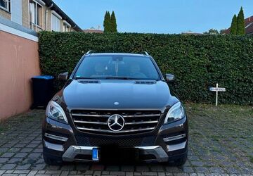 Mercedes-Benz ML 350 225.000 km 19.800 &euro; Burgdorf 31303