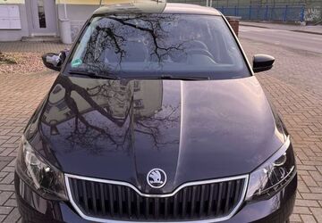 Skoda Fabia 121.300 km 8.400 &euro; Hannover 30519