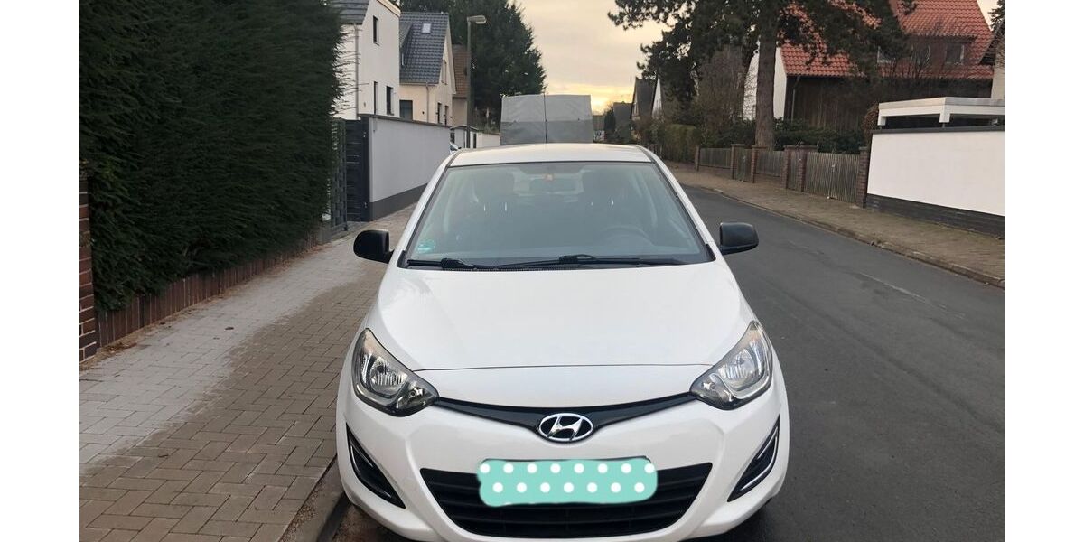 Hyundai i20 123.875 km 2.700 &euro; Langenhagen 30851