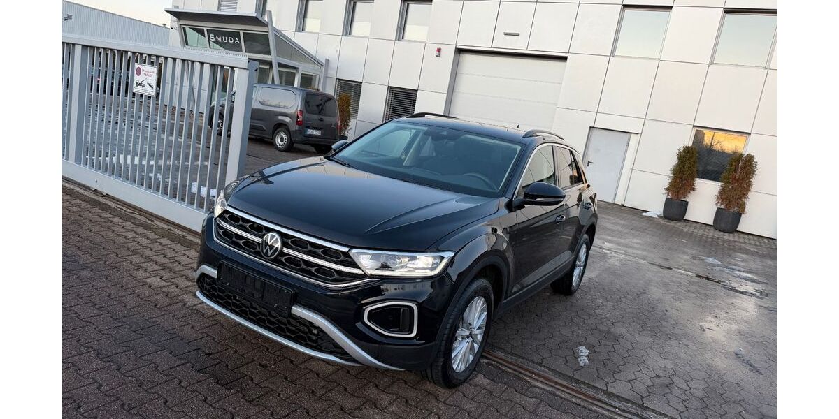 VW T-Roc 15.757 km 25.980 &euro; Garbsen 30827