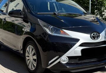 Toyota Aygo (X) 41.400 km 9.799 &euro; Hannover 30179
