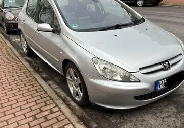 Peugeot 207 220.000 km 2.880 &euro; Nordstemmen 31171