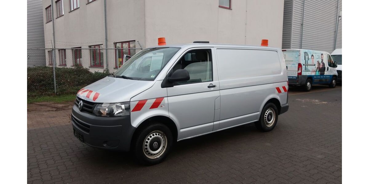 VW T5 Transporter 208.596 km 11.800 &euro; Hannover 30179