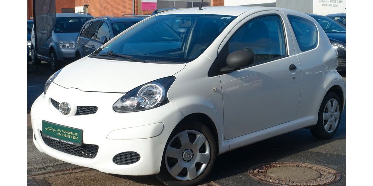 Toyota Aygo (X) 207.000 km 1.990 &euro; Springe 31832