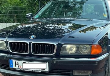 BMW 740 340.000 km 8.750 &euro; Hannover 30559