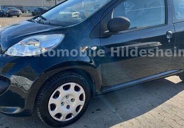 Peugeot 107 100.000 km 2.490 &euro; Hildesheim 31135
