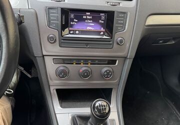 VW Golf 113.500 km 5.900 &euro; Hannover 30163