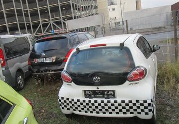 Toyota Aygo (X) 113.000 km 2.199 &euro; Hannover 30419