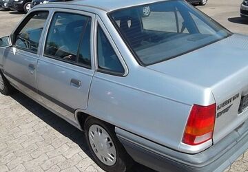 Opel Kadett 74.000 km 6.950 &euro; Garbsen/ Hannover 30827