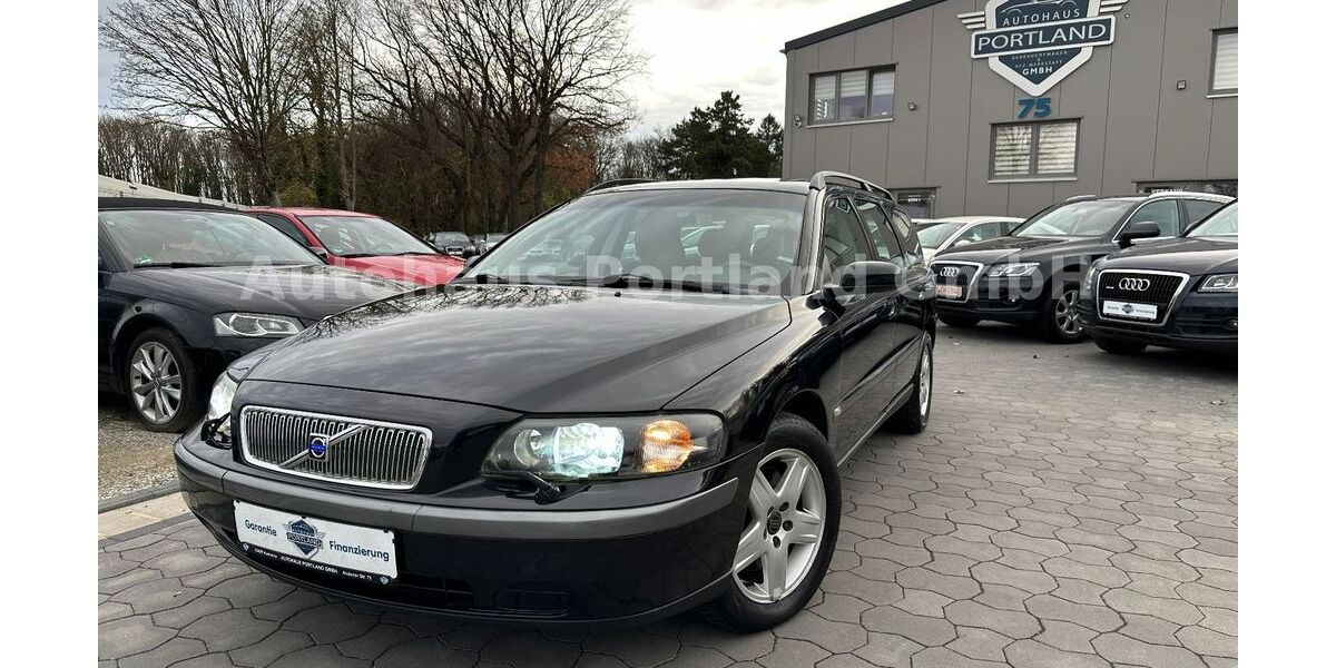 Volvo V70 156.992 km 9.999 &euro; Hannover 30629