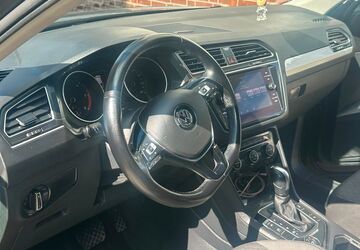 VW Tiguan 109.000 km 18.900 &euro; Hannover 30419