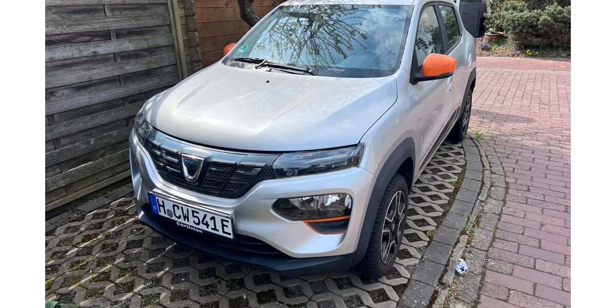Dacia Spring 15.000 km 11.900 &euro; Hannover 30659