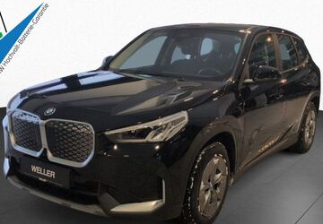 BMW iX1 27.221 km 32.450 &euro; Hildesheim 31137