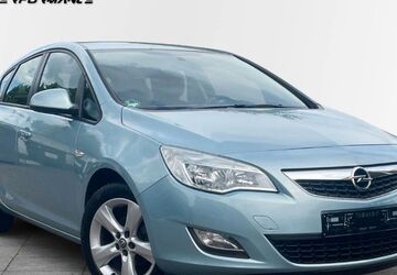 Opel Astra 67.000 km 7.900 &euro; Hannover 30539
