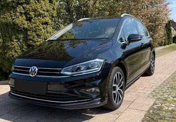VW Golf Sportsvan 44.000 km 21.000 &euro; Pattensen 30982