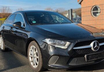 Mercedes-Benz A 180 187.654 km 13.900 &euro; Garbsen 30827
